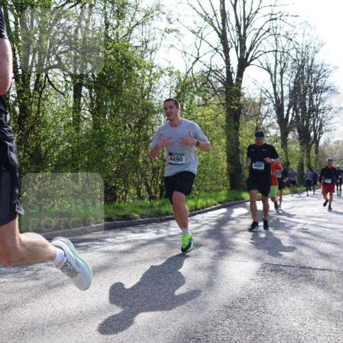 12.04.2026 - 45. Internationalen Wilhelmsburger Insellauf Yannick Fuchs http://msf.ph/oto/9486166 12.04.2026 10:29:50 Laufen 871, 4490, 4980 meine-sportfotos.de