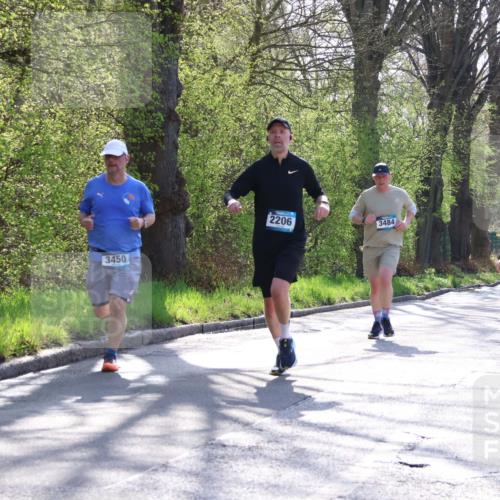 12.04.2026 - 45. Internationalen Wilhelmsburger Insellauf Yannick Fuchs http://msf.ph/oto/9486174 12.04.2026 10:35:49 Laufen 3450, 2206, 3484, 672 meine-sportfotos.de