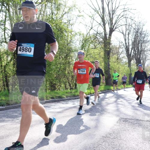 12.04.2026 - 45. Internationalen Wilhelmsburger Insellauf Yannick Fuchs http://msf.ph/oto/9486185 12.04.2026 10:29:52 Laufen 4980, 2768, 4976, 3171 meine-sportfotos.de