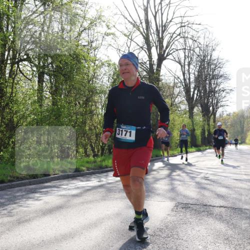 12.04.2026 - 45. Internationalen Wilhelmsburger Insellauf Yannick Fuchs http://msf.ph/oto/9486197 12.04.2026 10:29:53 Laufen 3171, 2379 meine-sportfotos.de