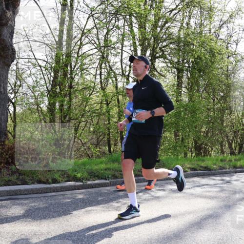 12.04.2026 - 45. Internationalen Wilhelmsburger Insellauf Yannick Fuchs http://msf.ph/oto/9486205 12.04.2026 10:35:52 Laufen 672 meine-sportfotos.de