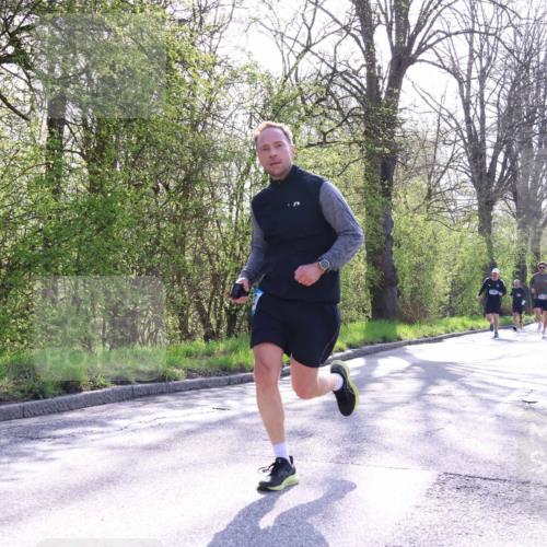 12.04.2026 - 45. Internationalen Wilhelmsburger Insellauf Yannick Fuchs http://msf.ph/oto/9486238 12.04.2026 10:29:58 Laufen  meine-sportfotos.de