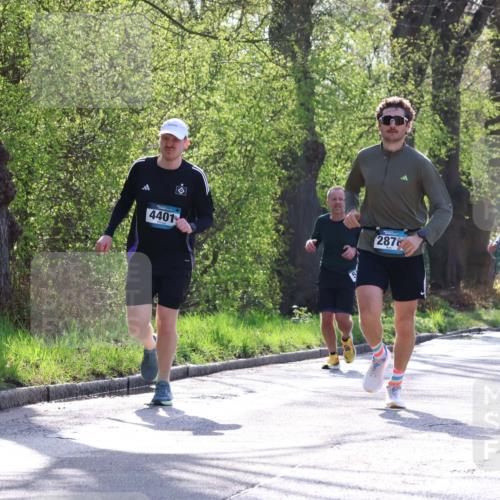 12.04.2026 - 45. Internationalen Wilhelmsburger Insellauf Yannick Fuchs http://msf.ph/oto/9486242 12.04.2026 10:30:00 Laufen 5688, 4401, 2878 meine-sportfotos.de