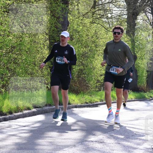 12.04.2026 - 45. Internationalen Wilhelmsburger Insellauf Yannick Fuchs http://msf.ph/oto/9486261 12.04.2026 10:30:01 Laufen 287, 4401, 52, 5688, 3090 meine-sportfotos.de