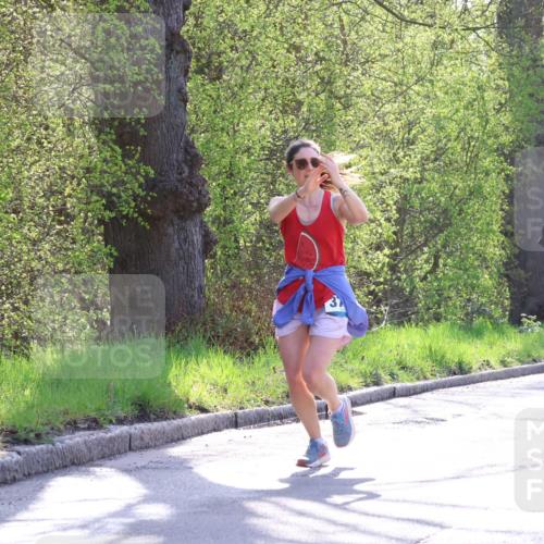 12.04.2026 - 45. Internationalen Wilhelmsburger Insellauf Yannick Fuchs http://msf.ph/oto/9486266 12.04.2026 10:35:59 Laufen 3010 meine-sportfotos.de