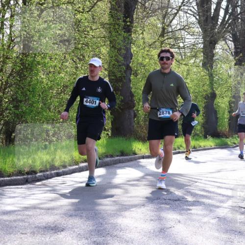 12.04.2026 - 45. Internationalen Wilhelmsburger Insellauf Yannick Fuchs http://msf.ph/oto/9486269 12.04.2026 10:30:02 Laufen 4401, 2878, 568, 3090 meine-sportfotos.de