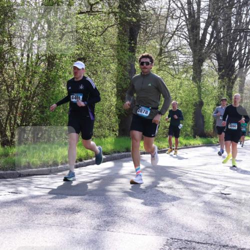 12.04.2026 - 45. Internationalen Wilhelmsburger Insellauf Yannick Fuchs http://msf.ph/oto/9486272 12.04.2026 10:30:02 Laufen 4401, 2878, 3090 meine-sportfotos.de