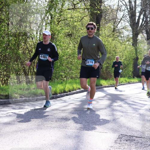 12.04.2026 - 45. Internationalen Wilhelmsburger Insellauf Yannick Fuchs http://msf.ph/oto/9486279 12.04.2026 10:30:03 Laufen 4401, 2878, 568, 3090 meine-sportfotos.de