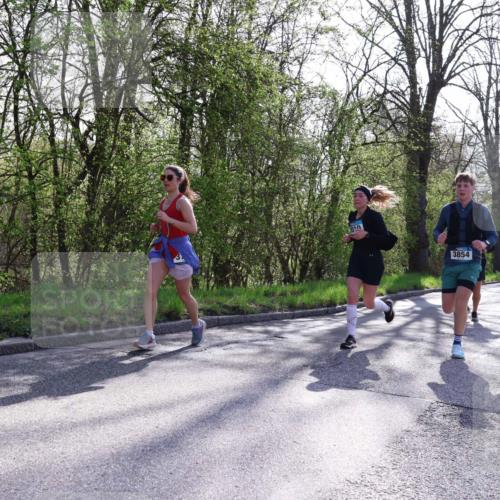 12.04.2026 - 45. Internationalen Wilhelmsburger Insellauf Yannick Fuchs http://msf.ph/oto/9486306 12.04.2026 10:36:02 Laufen 3854 meine-sportfotos.de