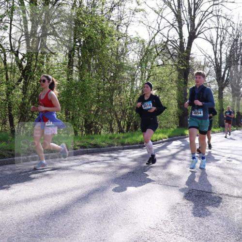 12.04.2026 - 45. Internationalen Wilhelmsburger Insellauf Yannick Fuchs http://msf.ph/oto/9486309 12.04.2026 10:36:03 Laufen 3010, 3854 meine-sportfotos.de