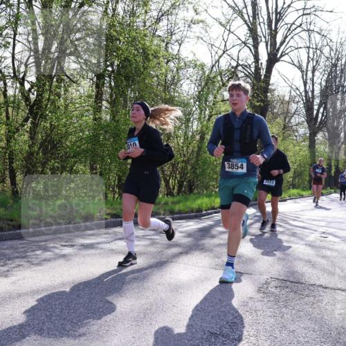 12.04.2026 - 45. Internationalen Wilhelmsburger Insellauf Yannick Fuchs http://msf.ph/oto/9486313 12.04.2026 10:36:03 Laufen 3010, 3854, 3553 meine-sportfotos.de