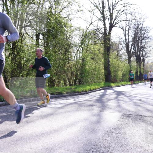 12.04.2026 - 45. Internationalen Wilhelmsburger Insellauf Yannick Fuchs http://msf.ph/oto/9486319 12.04.2026 10:30:07 Laufen 5688 meine-sportfotos.de
