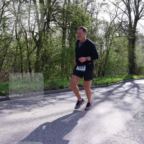 12.04.2026 - 45. Internationalen Wilhelmsburger Insellauf Yannick Fuchs http://msf.ph/oto/9486328 12.04.2026 10:36:05 Laufen 3553 meine-sportfotos.de