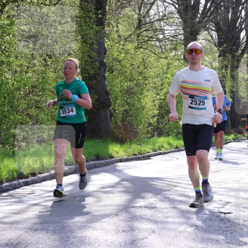 12.04.2026 - 45. Internationalen Wilhelmsburger Insellauf Yannick Fuchs http://msf.ph/oto/9486338 12.04.2026 10:30:11 Laufen 3534, 2525 meine-sportfotos.de