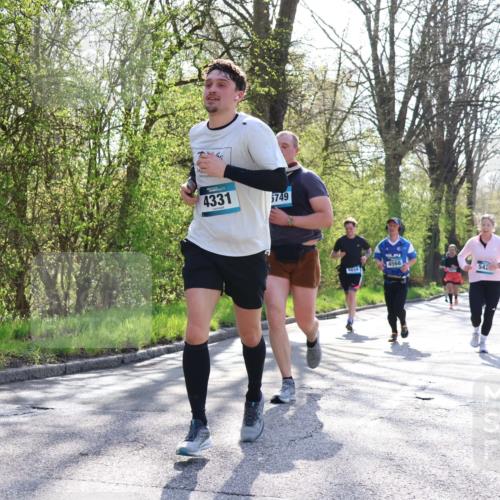 12.04.2026 - 45. Internationalen Wilhelmsburger Insellauf Yannick Fuchs http://msf.ph/oto/9486340 12.04.2026 10:36:07 Laufen 4331, 5749, 4834, 4568, 542 meine-sportfotos.de
