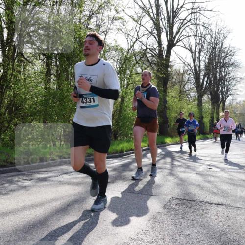 12.04.2026 - 45. Internationalen Wilhelmsburger Insellauf Yannick Fuchs http://msf.ph/oto/9486347 12.04.2026 10:36:07 Laufen 4331, 19, 4568 meine-sportfotos.de