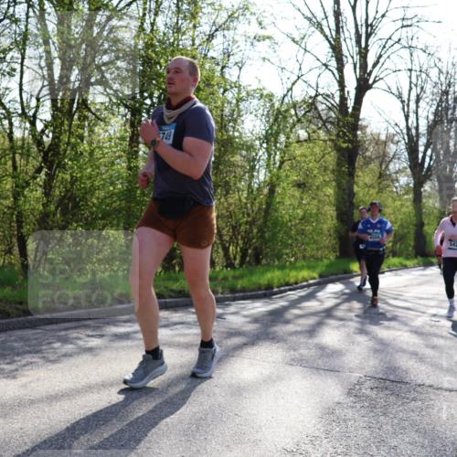 12.04.2026 - 45. Internationalen Wilhelmsburger Insellauf Yannick Fuchs http://msf.ph/oto/9486355 12.04.2026 10:36:08 Laufen 3749, 4568, 5421 meine-sportfotos.de