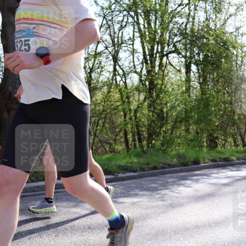 12.04.2026 - 45. Internationalen Wilhelmsburger Insellauf Yannick Fuchs http://msf.ph/oto/9486374 12.04.2026 10:30:13 Laufen 25 meine-sportfotos.de