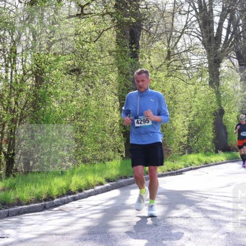 12.04.2026 - 45. Internationalen Wilhelmsburger Insellauf Yannick Fuchs http://msf.ph/oto/9486380 12.04.2026 10:30:15 Laufen 4295, 5560, 4645 meine-sportfotos.de