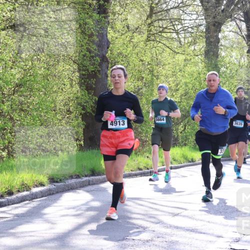 12.04.2026 - 45. Internationalen Wilhelmsburger Insellauf Yannick Fuchs http://msf.ph/oto/9486385 12.04.2026 10:36:12 Laufen 4913, 5664, 33, 3635, 5466, 3307 meine-sportfotos.de