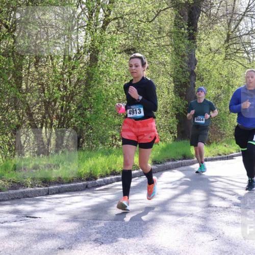 12.04.2026 - 45. Internationalen Wilhelmsburger Insellauf Yannick Fuchs http://msf.ph/oto/9486395 12.04.2026 10:36:13 Laufen 4913, 5664, 331, 3635, 3307 meine-sportfotos.de