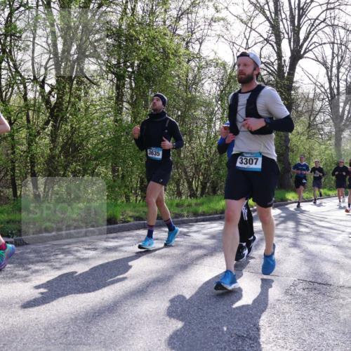 12.04.2026 - 45. Internationalen Wilhelmsburger Insellauf Yannick Fuchs http://msf.ph/oto/9486432 12.04.2026 10:36:17 Laufen 5664, 3635, 3307 meine-sportfotos.de