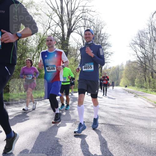 12.04.2026 - 45. Internationalen Wilhelmsburger Insellauf Yannick Fuchs http://msf.ph/oto/9486464 12.04.2026 10:30:22 Laufen 4043, 4646, 2634, 4649, 33, 4655 meine-sportfotos.de