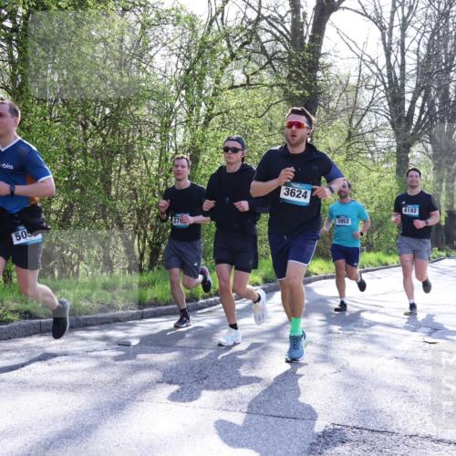 12.04.2026 - 45. Internationalen Wilhelmsburger Insellauf Yannick Fuchs http://msf.ph/oto/9486469 12.04.2026 10:36:20 Laufen 505, 27, 3624, 3952, 4182, 3325 meine-sportfotos.de
