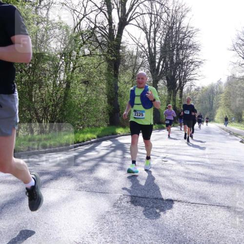 12.04.2026 - 45. Internationalen Wilhelmsburger Insellauf Yannick Fuchs http://msf.ph/oto/9486494 12.04.2026 10:36:23 Laufen 4182, 3325, 4992 meine-sportfotos.de
