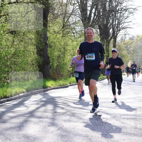 12.04.2026 - 45. Internationalen Wilhelmsburger Insellauf Yannick Fuchs http://msf.ph/oto/9486511 12.04.2026 10:36:25 Laufen 2384, 4992 meine-sportfotos.de