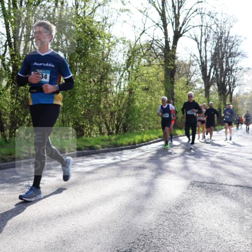 12.04.2026 - 45. Internationalen Wilhelmsburger Insellauf Yannick Fuchs http://msf.ph/oto/9486514 12.04.2026 10:30:27 Laufen 74, 34 meine-sportfotos.de