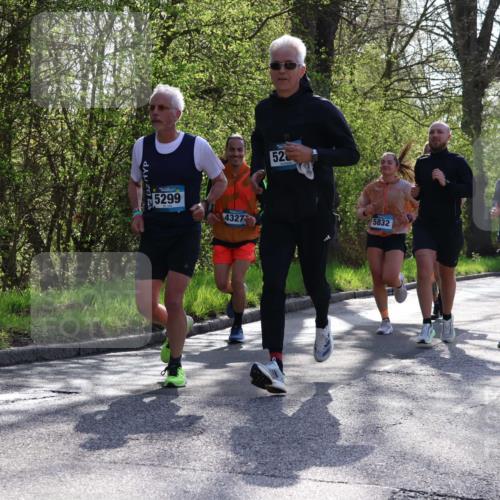 12.04.2026 - 45. Internationalen Wilhelmsburger Insellauf Yannick Fuchs http://msf.ph/oto/9486522 12.04.2026 10:30:28 Laufen 5299, 4327, 52, 5832, 4232 meine-sportfotos.de