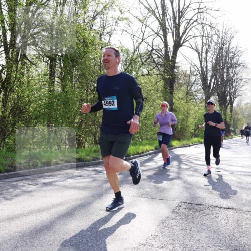 12.04.2026 - 45. Internationalen Wilhelmsburger Insellauf Yannick Fuchs http://msf.ph/oto/9486529 12.04.2026 10:36:26 Laufen 4992 meine-sportfotos.de