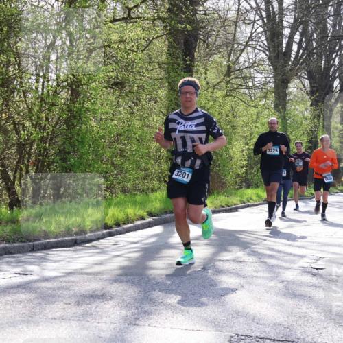 12.04.2026 - 45. Internationalen Wilhelmsburger Insellauf Yannick Fuchs http://msf.ph/oto/9486596 12.04.2026 10:30:35 Laufen 3201, 3229, 3987, 5606 meine-sportfotos.de