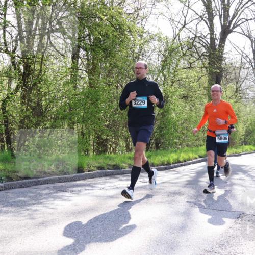 12.04.2026 - 45. Internationalen Wilhelmsburger Insellauf Yannick Fuchs http://msf.ph/oto/9486627 12.04.2026 10:30:38 Laufen 3229, 5606 meine-sportfotos.de