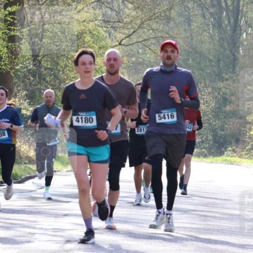 12.04.2026 - 45. Internationalen Wilhelmsburger Insellauf Yannick Fuchs http://msf.ph/oto/9486696 12.04.2026 10:30:46 Laufen 2479, 38, 408, 4180, 2812, 5416, 042 meine-sportfotos.de