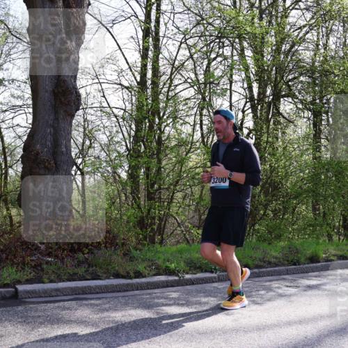 12.04.2026 - 45. Internationalen Wilhelmsburger Insellauf Yannick Fuchs http://msf.ph/oto/9486735 12.04.2026 10:36:49 Laufen 3200 meine-sportfotos.de