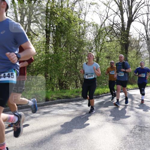 12.04.2026 - 45. Internationalen Wilhelmsburger Insellauf Yannick Fuchs http://msf.ph/oto/9486779 12.04.2026 10:36:54 Laufen 5445, 2809, 3349, 3063, 332 meine-sportfotos.de