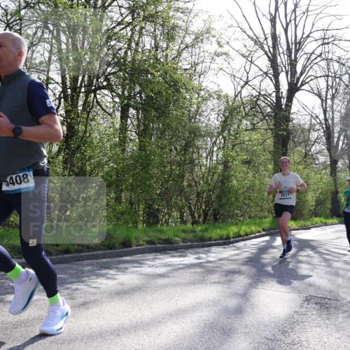 12.04.2026 - 45. Internationalen Wilhelmsburger Insellauf Yannick Fuchs http://msf.ph/oto/9486806 12.04.2026 10:30:57 Laufen 5408, 3831, 3991, 4042 meine-sportfotos.de
