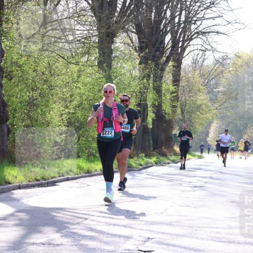 12.04.2026 - 45. Internationalen Wilhelmsburger Insellauf Yannick Fuchs http://msf.ph/oto/9486840 12.04.2026 10:31:02 Laufen 2222, 5489 meine-sportfotos.de