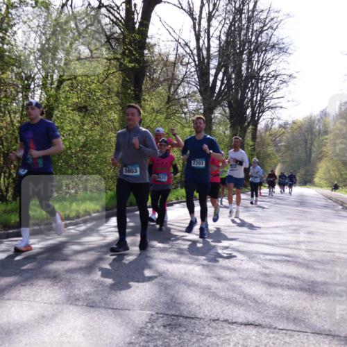 12.04.2026 - 45. Internationalen Wilhelmsburger Insellauf Yannick Fuchs http://msf.ph/oto/9486858 12.04.2026 10:37:02 Laufen 5803, 3631, 2393, 4130 meine-sportfotos.de