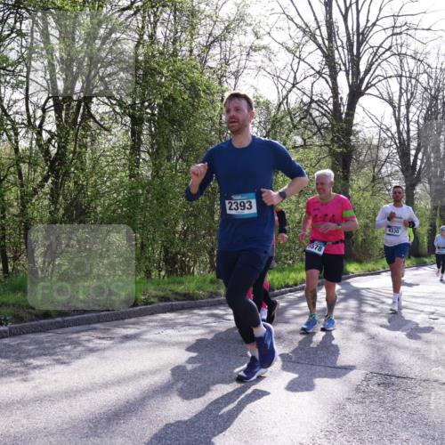 12.04.2026 - 45. Internationalen Wilhelmsburger Insellauf Yannick Fuchs http://msf.ph/oto/9486882 12.04.2026 10:37:04 Laufen 2393, 5578, 4330 meine-sportfotos.de
