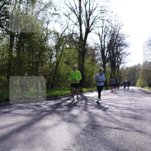 12.04.2026 - 45. Internationalen Wilhelmsburger Insellauf Yannick Fuchs http://msf.ph/oto/9486908 12.04.2026 10:37:07 Laufen 1359 meine-sportfotos.de