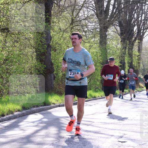 12.04.2026 - 45. Internationalen Wilhelmsburger Insellauf Yannick Fuchs http://msf.ph/oto/9486954 12.04.2026 10:37:10 Laufen 21, 0975, 2359, 2722, 3007, 2231, 3695 meine-sportfotos.de