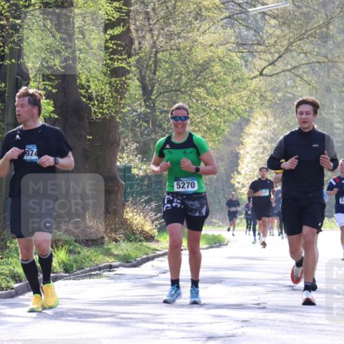 12.04.2026 - 45. Internationalen Wilhelmsburger Insellauf Yannick Fuchs http://msf.ph/oto/9486972 12.04.2026 10:31:17 Laufen 974, 5270, 2406 meine-sportfotos.de
