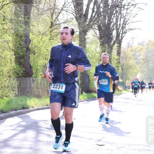 12.04.2026 - 45. Internationalen Wilhelmsburger Insellauf Yannick Fuchs http://msf.ph/oto/9487003 12.04.2026 10:37:15 Laufen 2231, 5039 meine-sportfotos.de