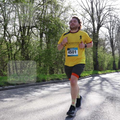 12.04.2026 - 45. Internationalen Wilhelmsburger Insellauf Yannick Fuchs http://msf.ph/oto/9487045 12.04.2026 10:31:27 Laufen 4501 meine-sportfotos.de