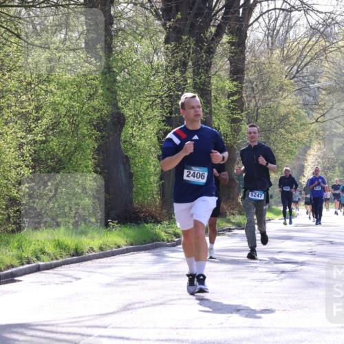 12.04.2026 - 45. Internationalen Wilhelmsburger Insellauf Yannick Fuchs http://msf.ph/oto/9487074 12.04.2026 10:31:30 Laufen 2406, 5442, 5247 meine-sportfotos.de