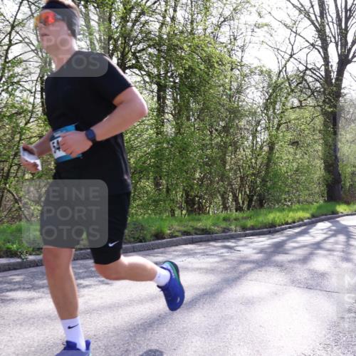 12.04.2026 - 45. Internationalen Wilhelmsburger Insellauf Yannick Fuchs http://msf.ph/oto/9487076 12.04.2026 10:37:21 Laufen 5649 meine-sportfotos.de