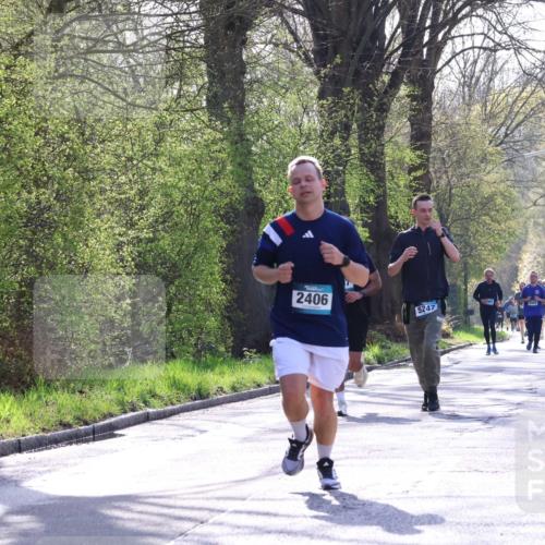 12.04.2026 - 45. Internationalen Wilhelmsburger Insellauf Yannick Fuchs http://msf.ph/oto/9487085 12.04.2026 10:31:31 Laufen 2406, 5247 meine-sportfotos.de